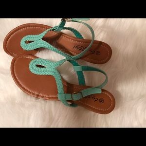 Women sandals used fair condition